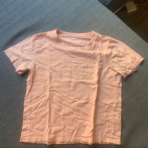 Everlane t shirt with pocket